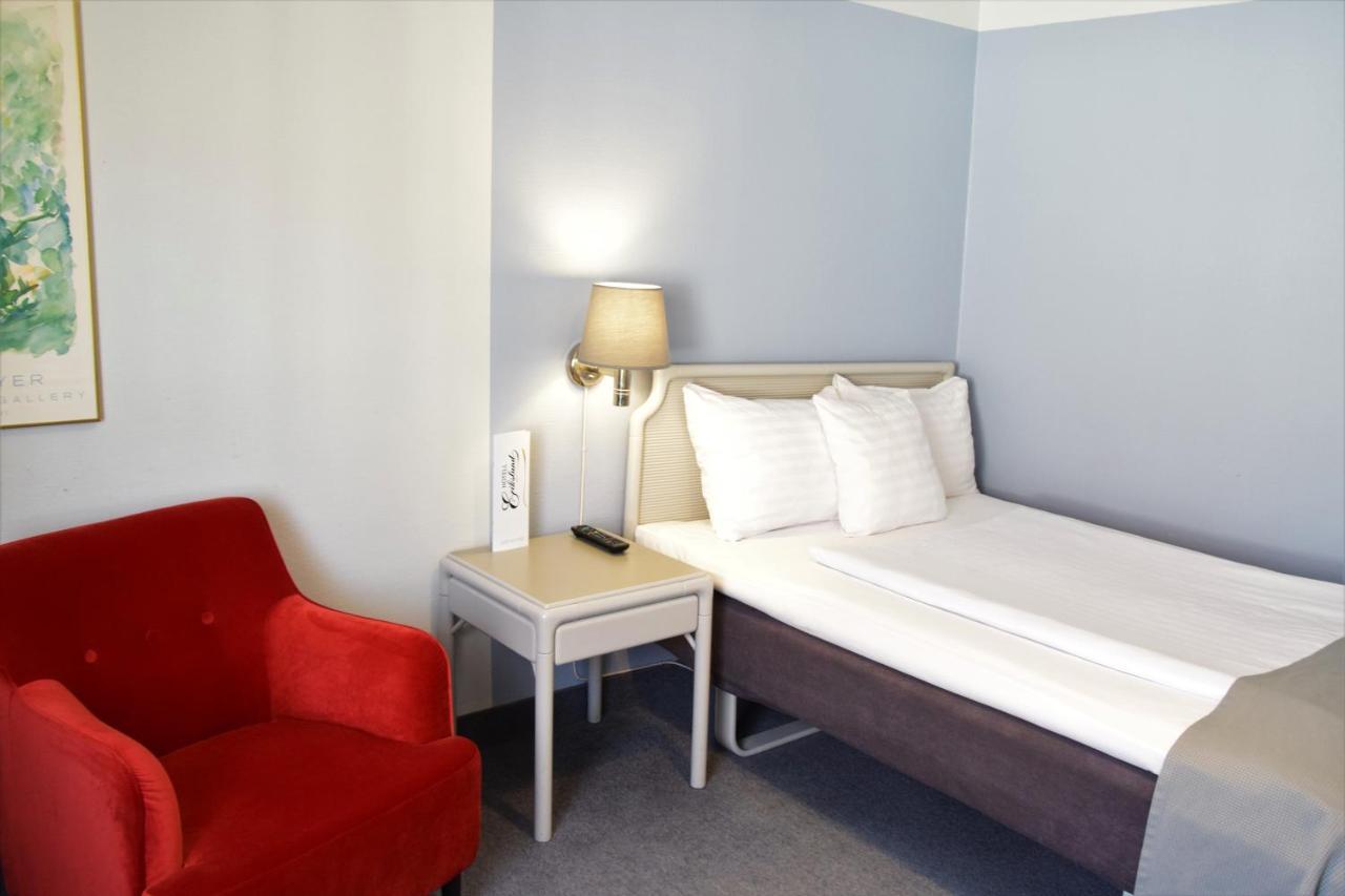 Hotell Erikslund Ängelholm エクステリア 写真